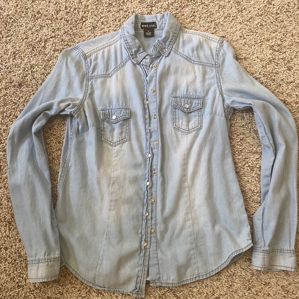 Chambray long sleeve shirt